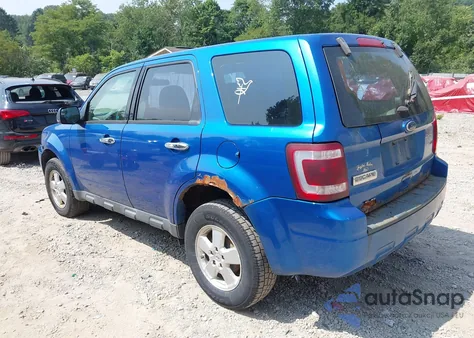 2012 Ford Escape Xls z USA, uszkodzony, nr VIN 1FMCU0C72CKA05053